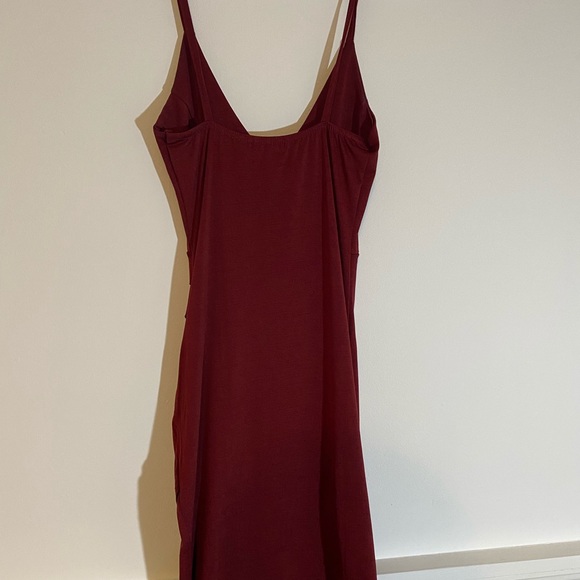 Pretty little thing burgundy red mini dress - Picture 4 of 5